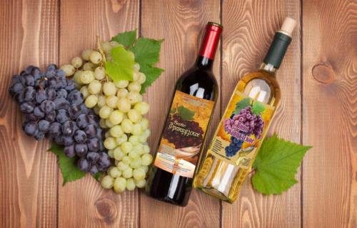 napitki-vino-vinograd-butylki